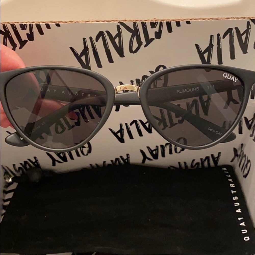 Quay gently used sunglasses